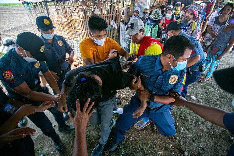 Mga kabataang hinuli sa Tinang, tinitiktikan pa rin ng mga ahente ng estado