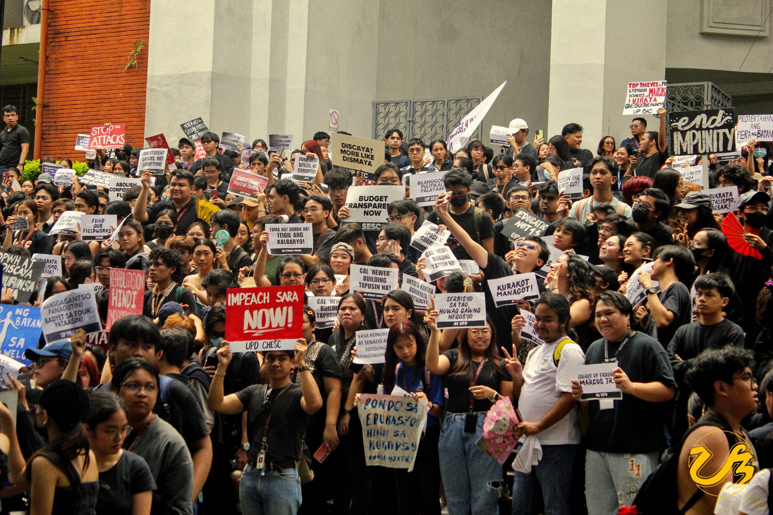 Higit sa 5,000 estudyante ng UP Diliman, nag-walkout laban sa korapsyon