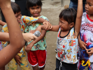 Sa Bawat Hakbang ng Pag-unlad, Isang Hakbang ng Pag-usog