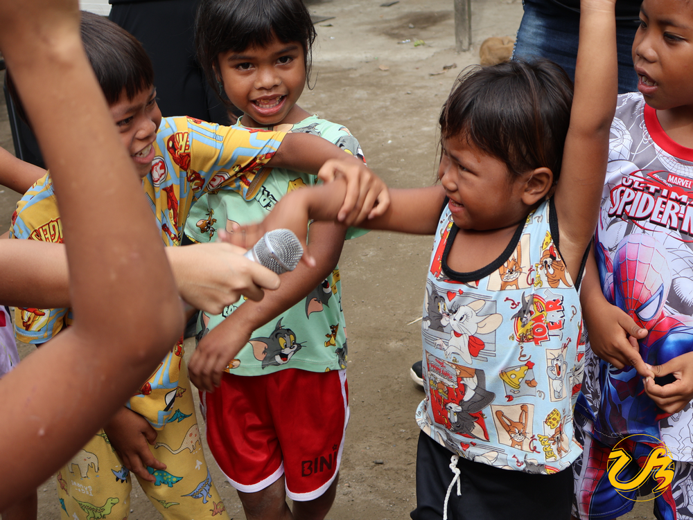 Sa Bawat Hakbang ng Pag-unlad, Isang Hakbang ng Pag-usog
